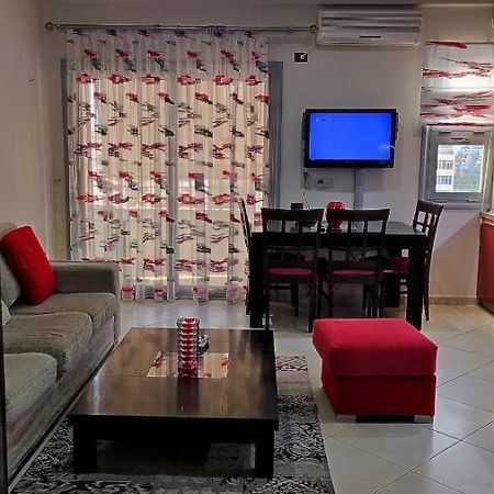 Lolu Apartment Plus Privat Parking Vlorë Esterno foto