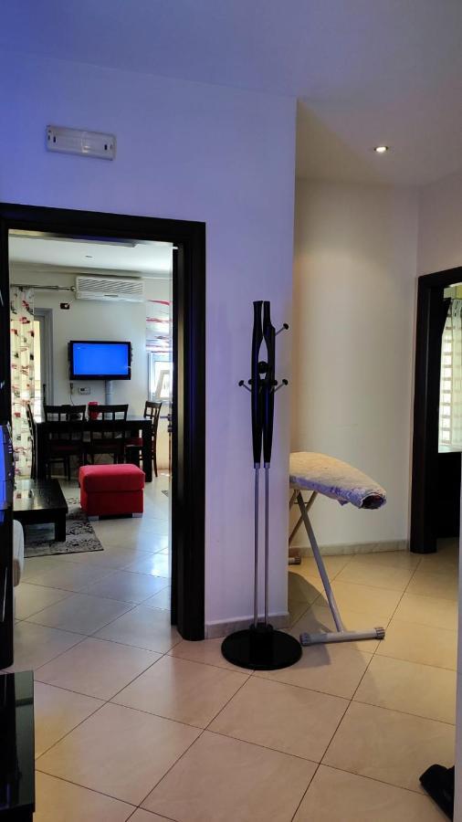 Lolu Apartment Plus Privat Parking Vlorë Esterno foto